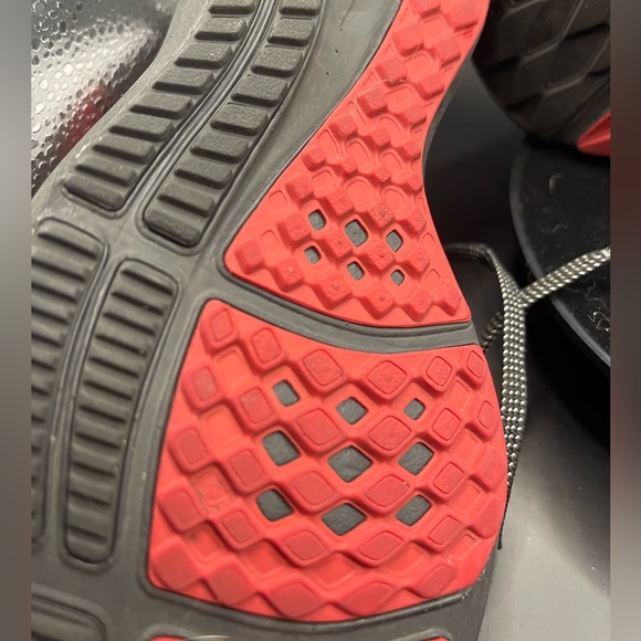 Nike Atlanta Falcons lightweight running shoes - Picture 7 of 8